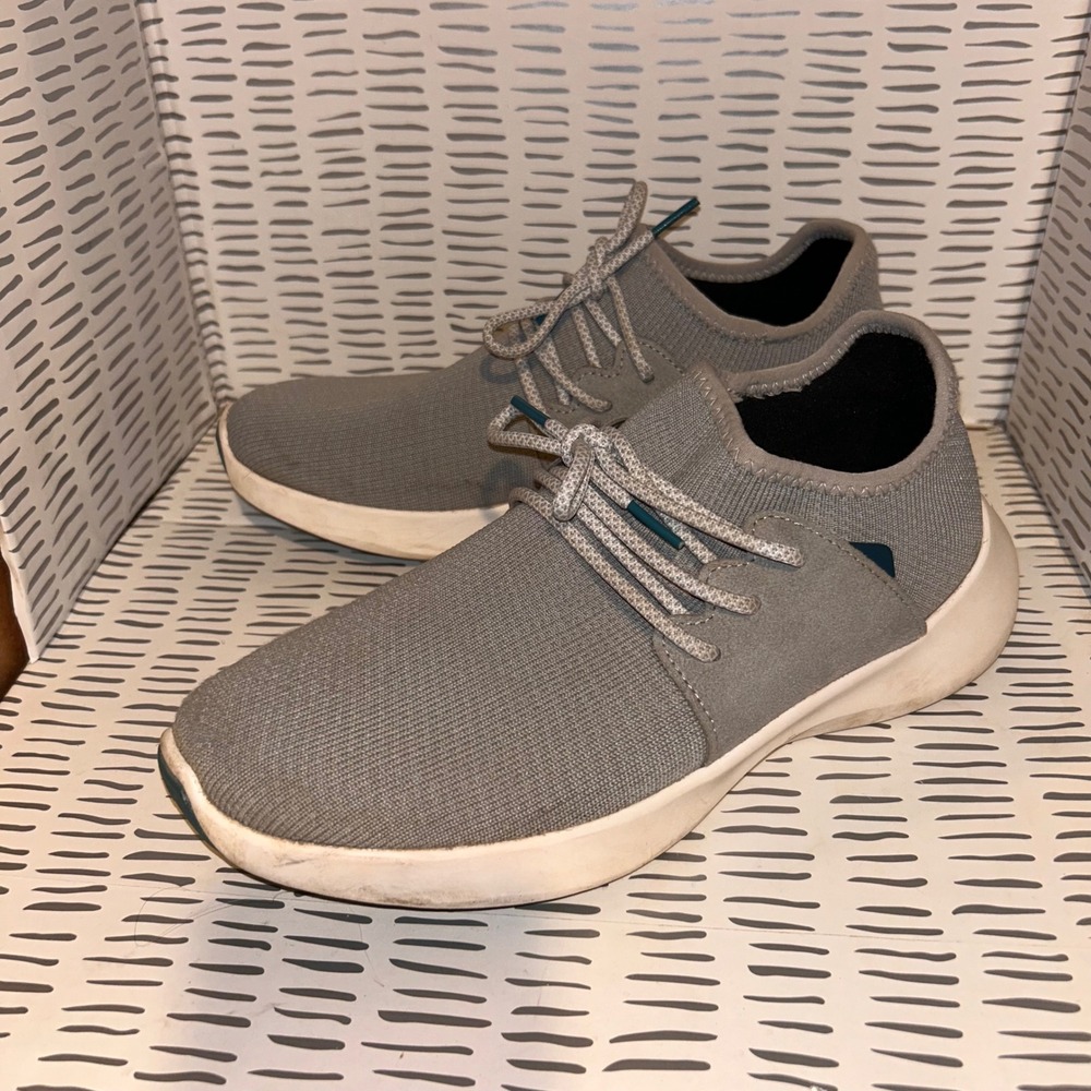 Vessi Everyday‎ Classic Knit Sneakers Women's Size 9 Grey Waterproof Slip On
